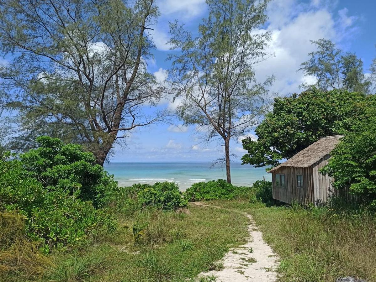Lazy Beach Ко Ронг Санлоем Екстериор снимка