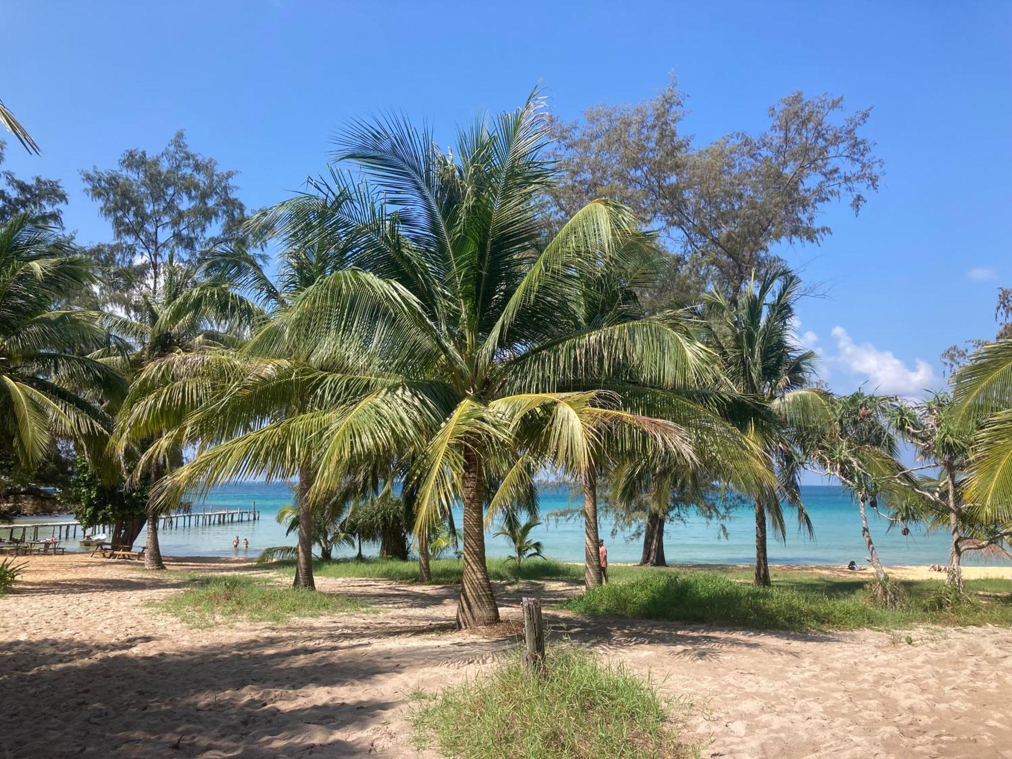 Lazy Beach Ко Ронг Санлоем Екстериор снимка