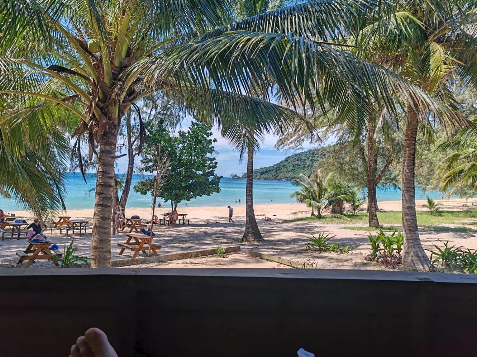 Lazy Beach Ко Ронг Санлоем Екстериор снимка